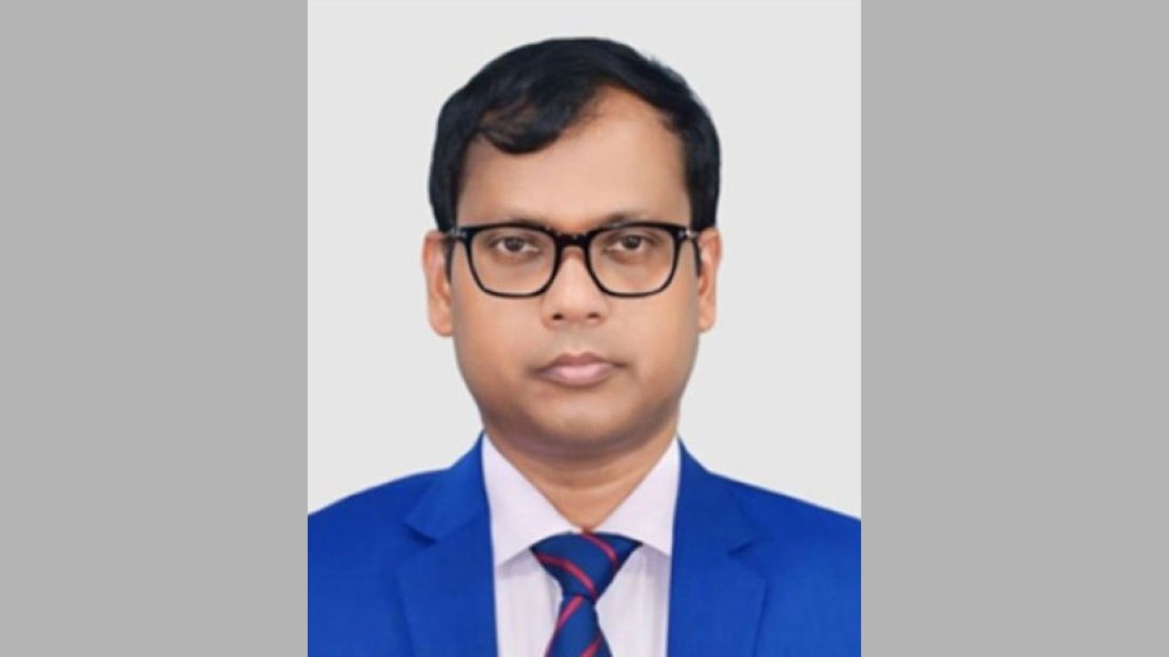 সিলেটের ডিসি সারওয়ার আলমকে আদালতের শোকজ